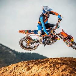 KTM 450 SX-F MY 2017 Action 02